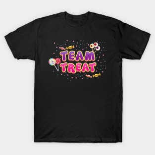 Team Treat Costume for  Trick or Treaters T-Shirt